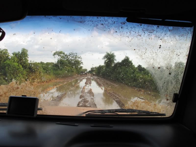 Rodovia Transpantaneira - Pantanal - Brasil Atoleiro2