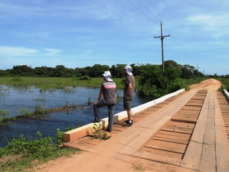 Rodovia Transpantaneira - Pantanal - Brasil Marco