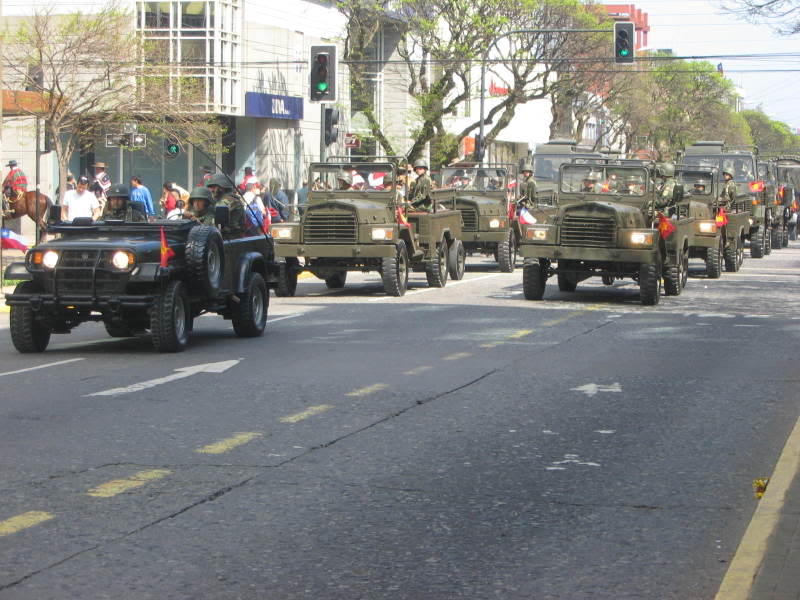 Nuevos vehículos del Ejército de Chile Concepcion059