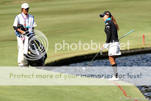 Park Hee Young @ HSBC Women's Champion 2010 - Page 5 16284_600400