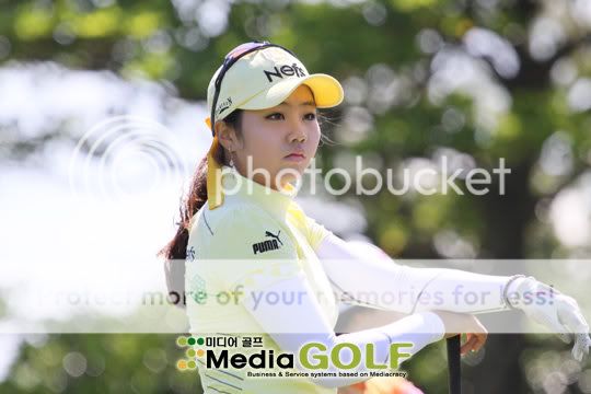 Park Hee Young @ HSBC Women's Champion 2010 - Page 6 20090619133943167j8_145305_0