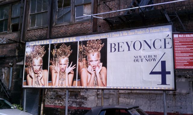 Beyoncé >> Álbum "4" (28/06/11) YA A LA VENTA [IV] - Página 17 Scaledphptn0server740filename3jez