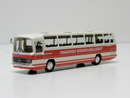 Autobusi - razno SCH21706_MB_O302_Pinneberger_p1