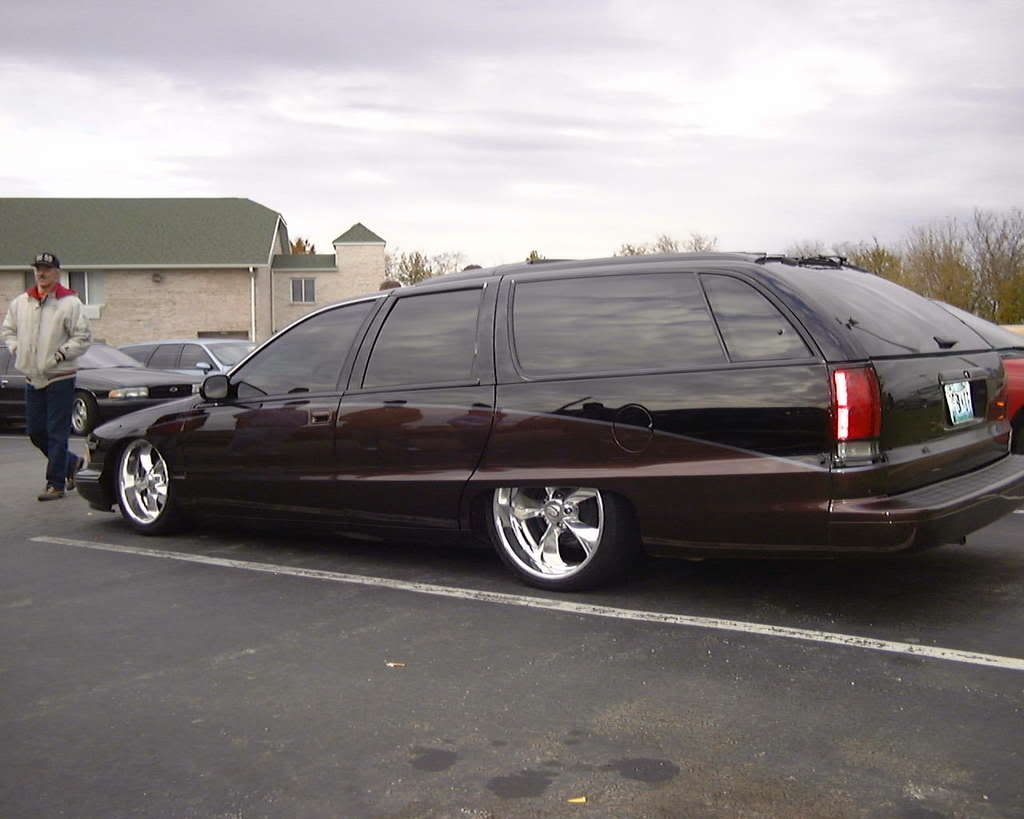 1995 Buick Roadmaster Wagon Custom 95RMWagon-NewPaint08