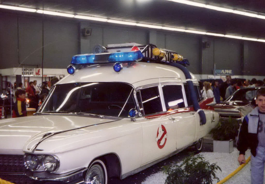 Georges Barris ,réplique ecto-1 a toit  haut (48) Ecto1