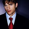 Mischa Table!! Ashton-kutcher-05