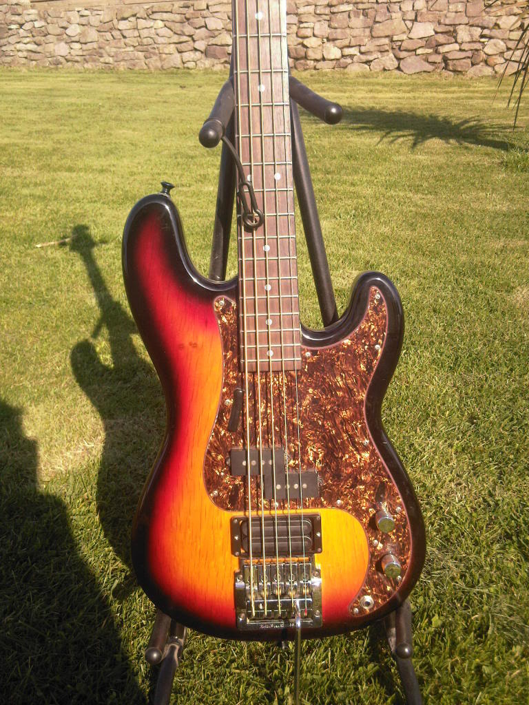 Kahler 7415 on a bass Photo-0119