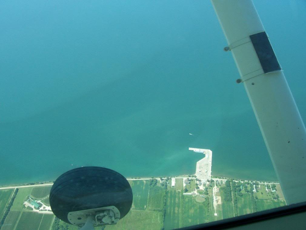 Zbor de agrement cu un Cessna 172 peste Marile Lacuri (Great Lakes) 100_1153