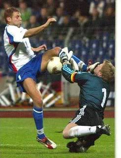 Funny Football Pictures Goaliefacesave