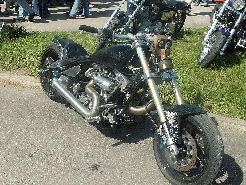 DE LA GUEULE CETTE HARLEY Bike31g