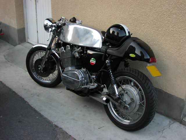 LAVERDA 1000 Tre - Page 2 Britalia