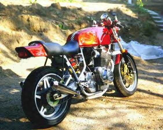 LAVERDA 1000 Tre - Page 2 Laverdaredmodified