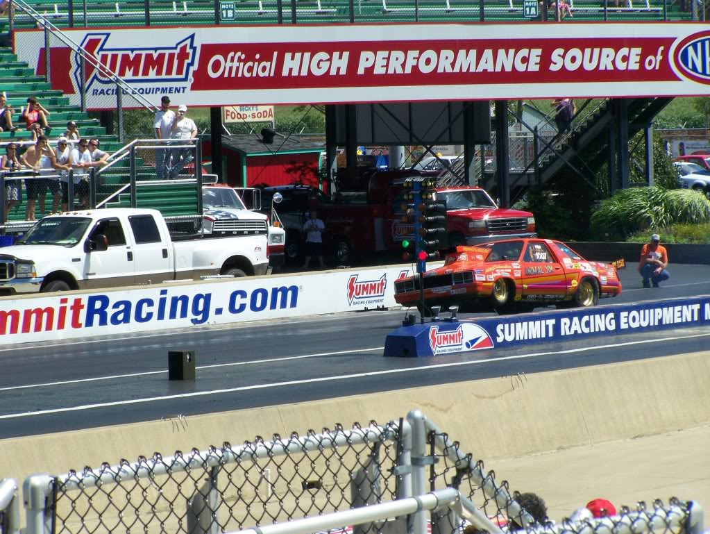 SOHC's are alive and doing well. And other uninique cars at Norwalk 100_1601