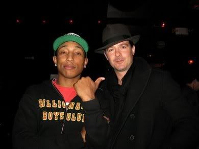 Robin & Pharrell au N.E.R.D. "Everyone Nose" Robinthickenerdshoot