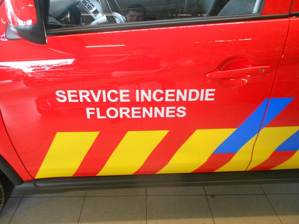 Florennes: les pompiers enfin dotés d’un matériel de qualité DSCN2556