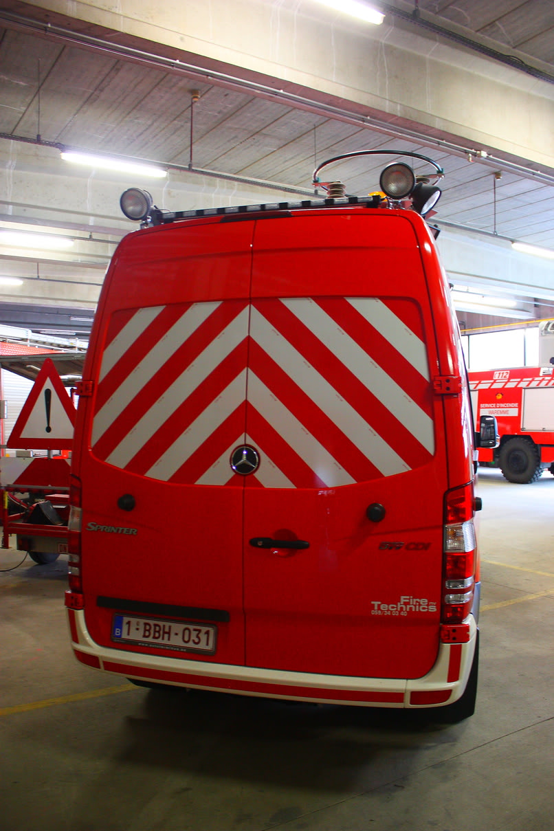 Waremme : Mercedes Sprinter déincarcération pour les pompiers IMG_5412