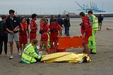 ZeeBrugge : Exercice secours cotiers (8/08/2017 + photos) Th_DSC_0346_tn