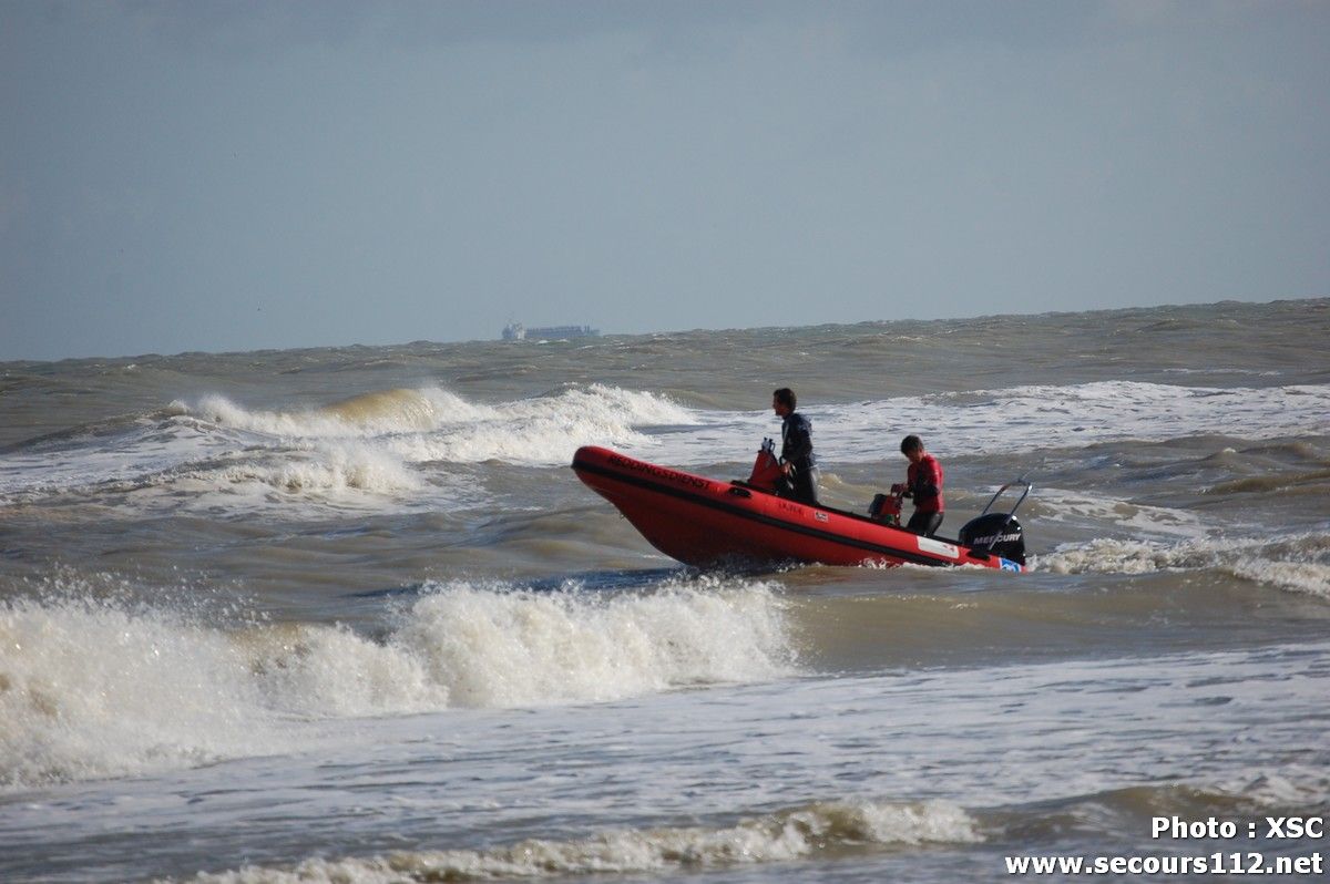 Exercice secours côtiers à Blankenberge (aout 2014 + photos) Zee2014%20135