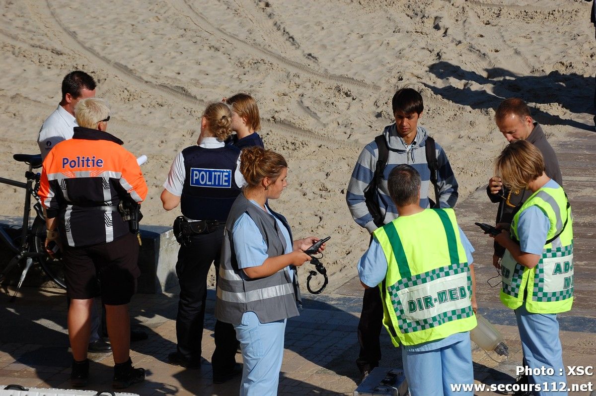 Exercice secours côtiers à Blankenberge (aout 2014 + photos) Zee2014%20253