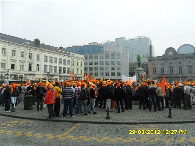 Manifestations à Bruxelles + photos - Page 3 1