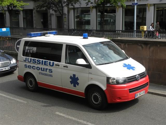 Ambulances privées en France DSCN6766