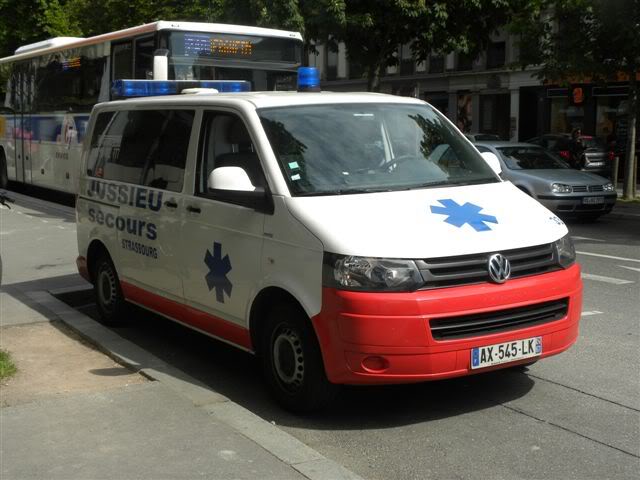 Ambulances privées en France DSCN6769