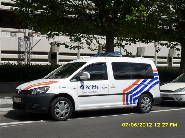 Police Fédérale - SPC - Police des Chemins de fer : nouvelle VW Caddy SAM_0174