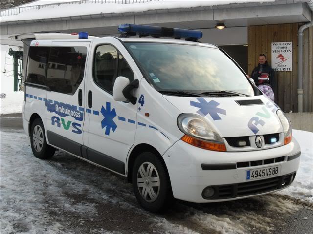 Ambulances privées en France SAM_0716