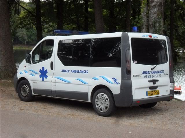 Ambulances privées en France SAM_5424