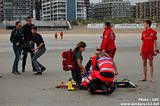 De Panne : Premier exercice de sauvetage côtier avec le nouvel hélicoptère NH90 (4/08/2015 + photos) Th_DSC_0086_tn