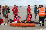 De Panne : Premier exercice de sauvetage côtier avec le nouvel hélicoptère NH90 (4/08/2015 + photos) Th_DSC_0106_tn