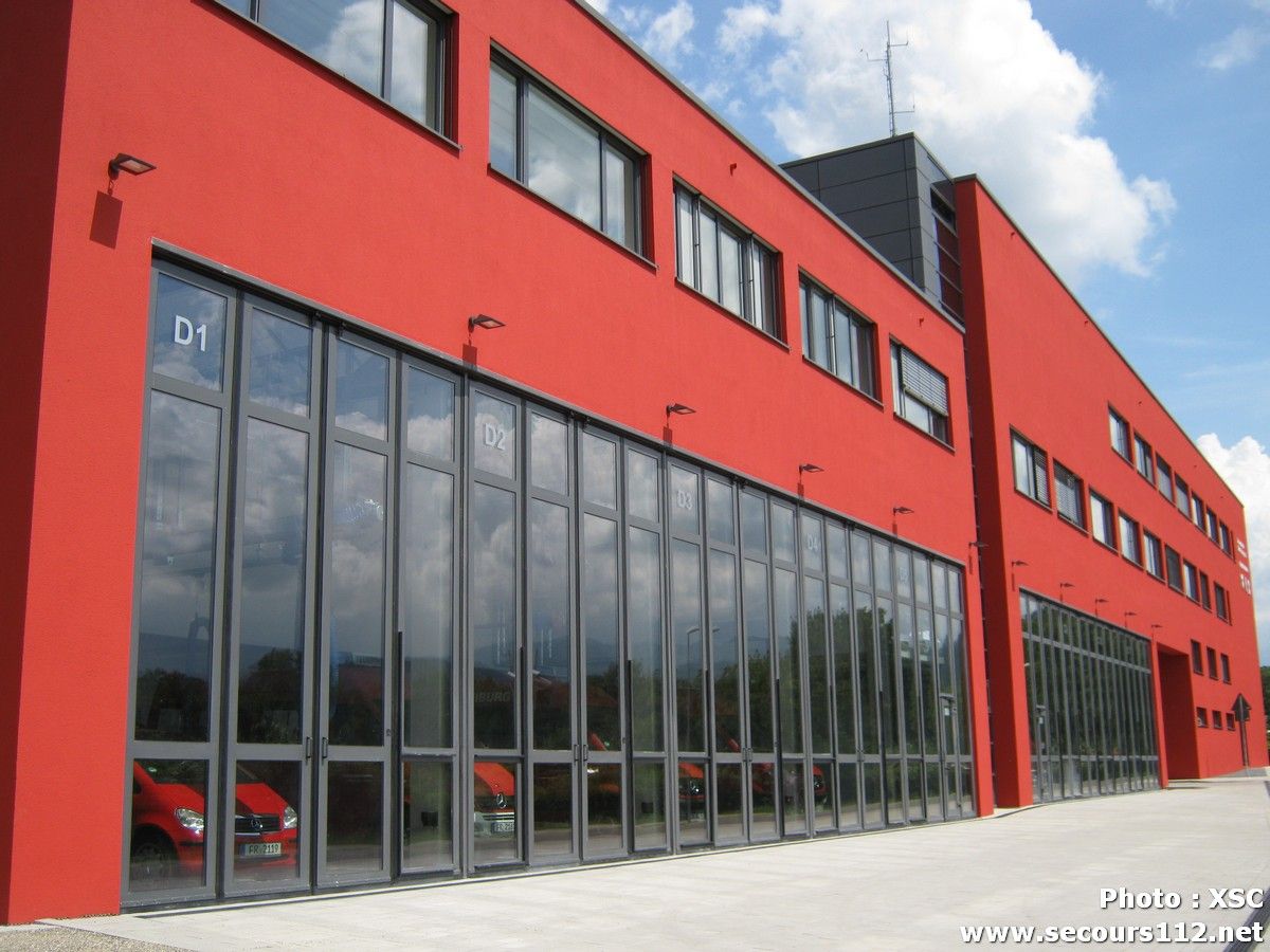 Feuerwehr Freiburg im Breisgau CaserneFreiburgIMG_553747_tn