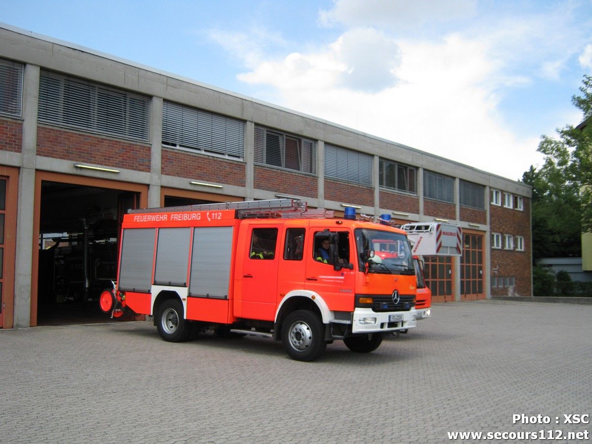 Feuerwehr Freiburg im Breisgau FreiburgIMG_553733_tn