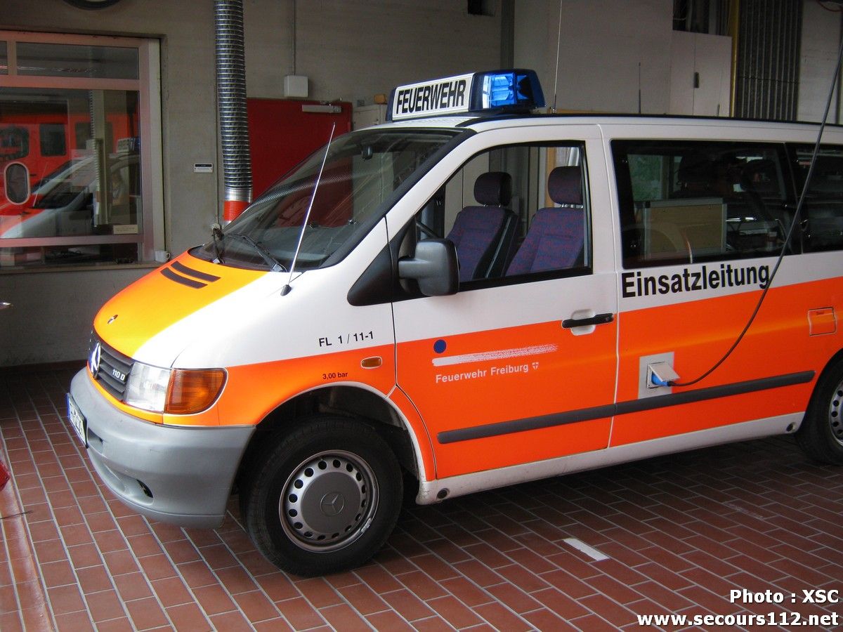 Feuerwehr Freiburg im Breisgau FreiburgIMG_55377_tn