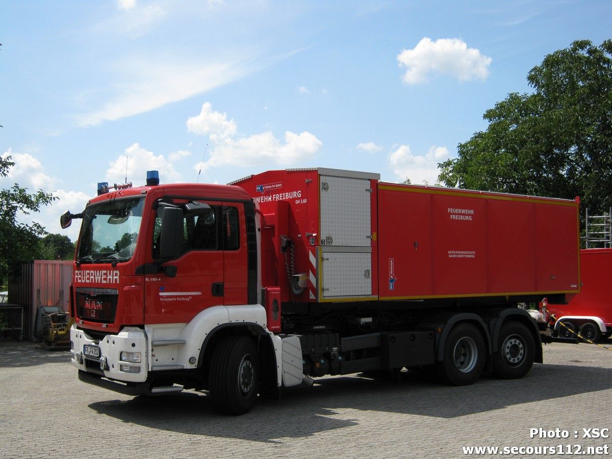 Feuerwehr Freiburg im Breisgau ManContainerFreiburgIMG_330151_tn