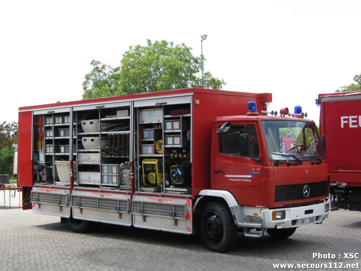 Feuerwehr Freiburg im Breisgau NRBCFreiburgIMG_330128_tn