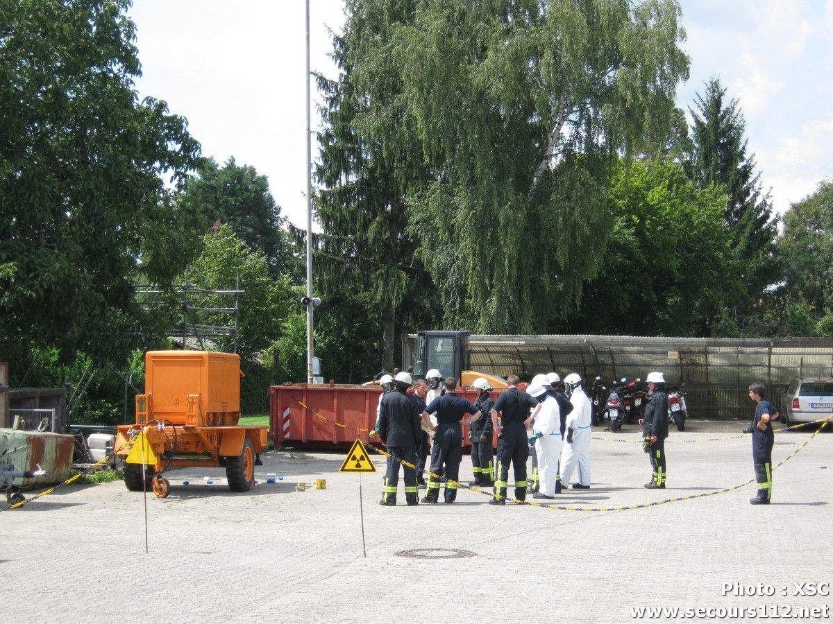 Feuerwehr Freiburg im Breisgau NRBCFreiburgIMG_330149_tn