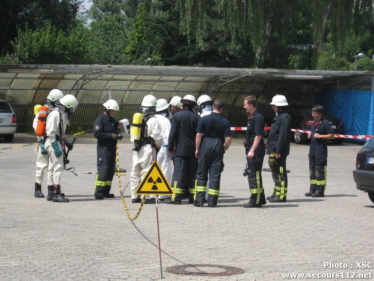 Feuerwehr Freiburg im Breisgau NRBCFreiburgIMG_330162_tn