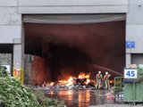 Incendie impressionnant au centre de tri des déchets de Mont-Saint-Guibert (13/09/2018 + photos) Th_DSC08417