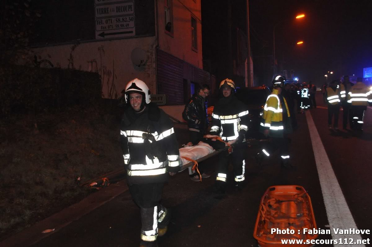 NYF911 - BEAUMONT : EXERCICE CATASTROPHE : 60 jeunes intoxiqués à l’internat (23/11/2011 + photos) Tn_DSC_0576_tn