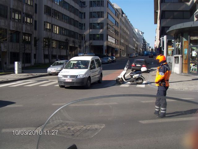Manifestations à Bruxelles + photos - Page 2 HPIM7934