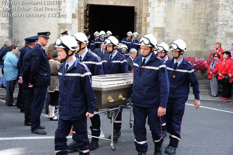 2 pompiers d'Enghien tués dans un accident de la route - Page 2 DSC_4316_tn