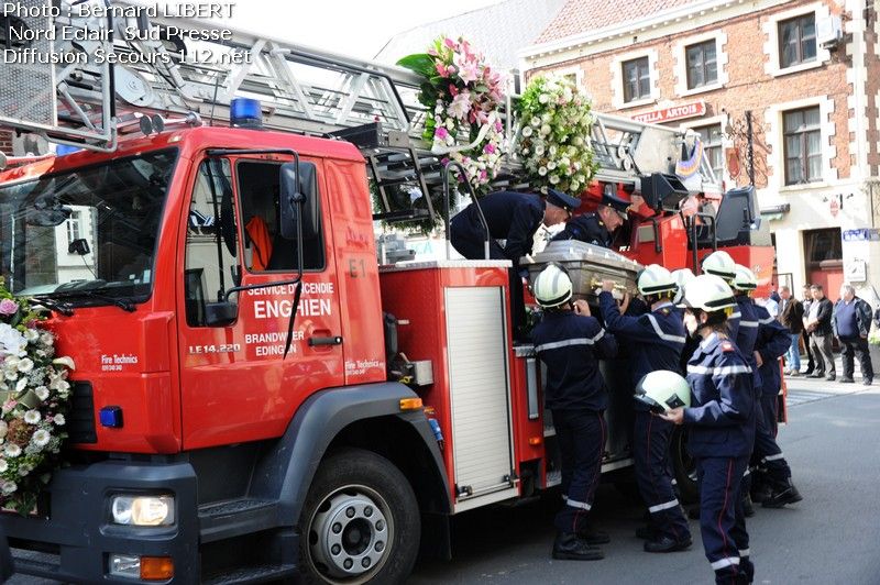 2 pompiers d'Enghien tués dans un accident de la route - Page 2 DSC_4352_tn