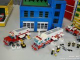 Miniatures secours en Lego + photos Th_LegoP103030829_tn