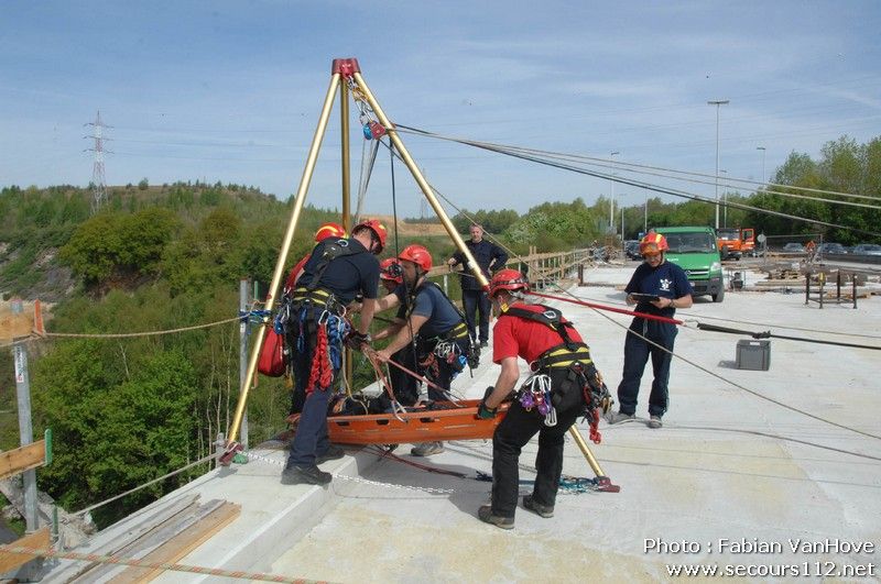 NYF911 - Exercice GRIMP des pompiers de Charleroi (29/04/2010 + photos) RT