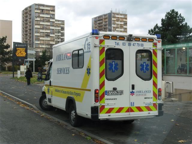 Ambulances privées en France SAM_0495