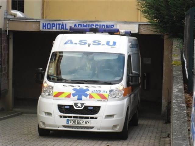 Ambulances privées en France SAM_0557