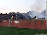 Beersel: incendie dans un hangar, plan urgence déclenché (15/09/2017 + photos) Th_DSC02895_tn