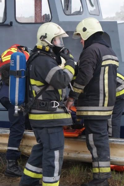 Ittre : Démo feu de bateau par les pompiers de Tubize Tubize29