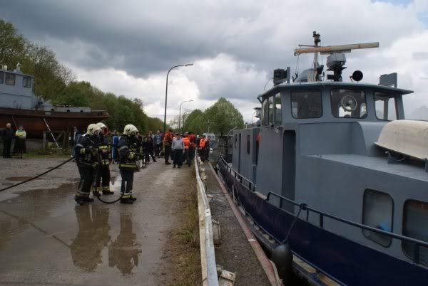 Ittre : Démo feu de bateau par les pompiers de Tubize Tubize3